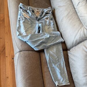 American Eagle Outfitters Light Blue Distressed Skinny Jeans